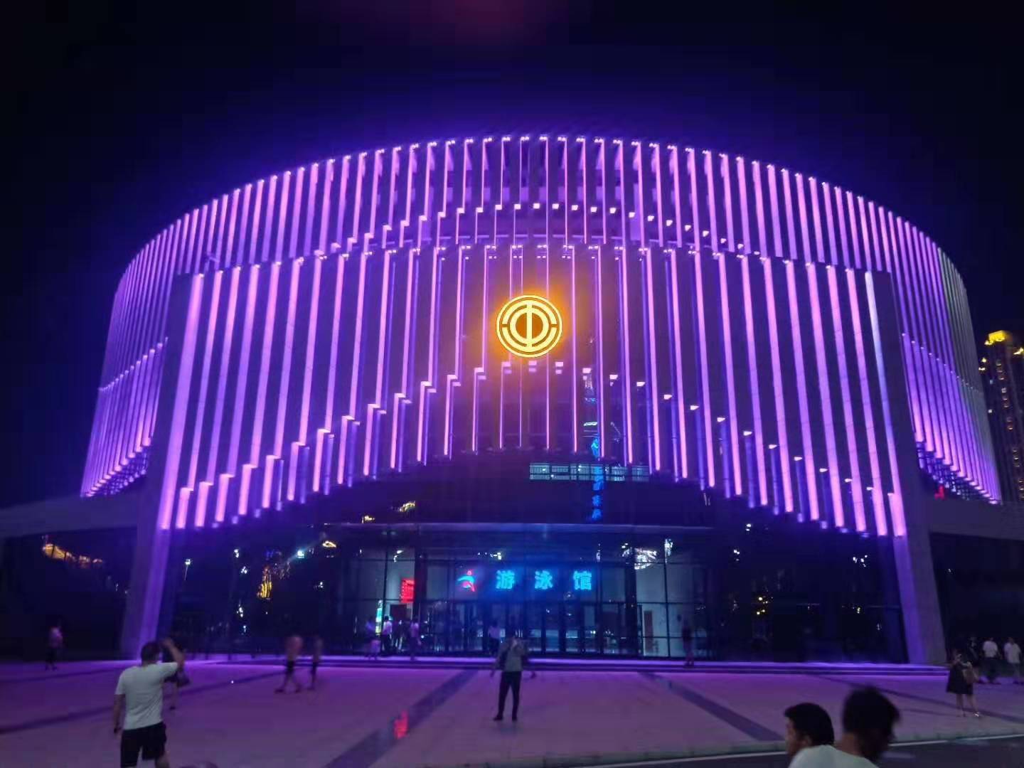 安陽(yang)市(shi)職(zhi)工文化體(ti)育中心(xin)亮化(hua)工(gong)程